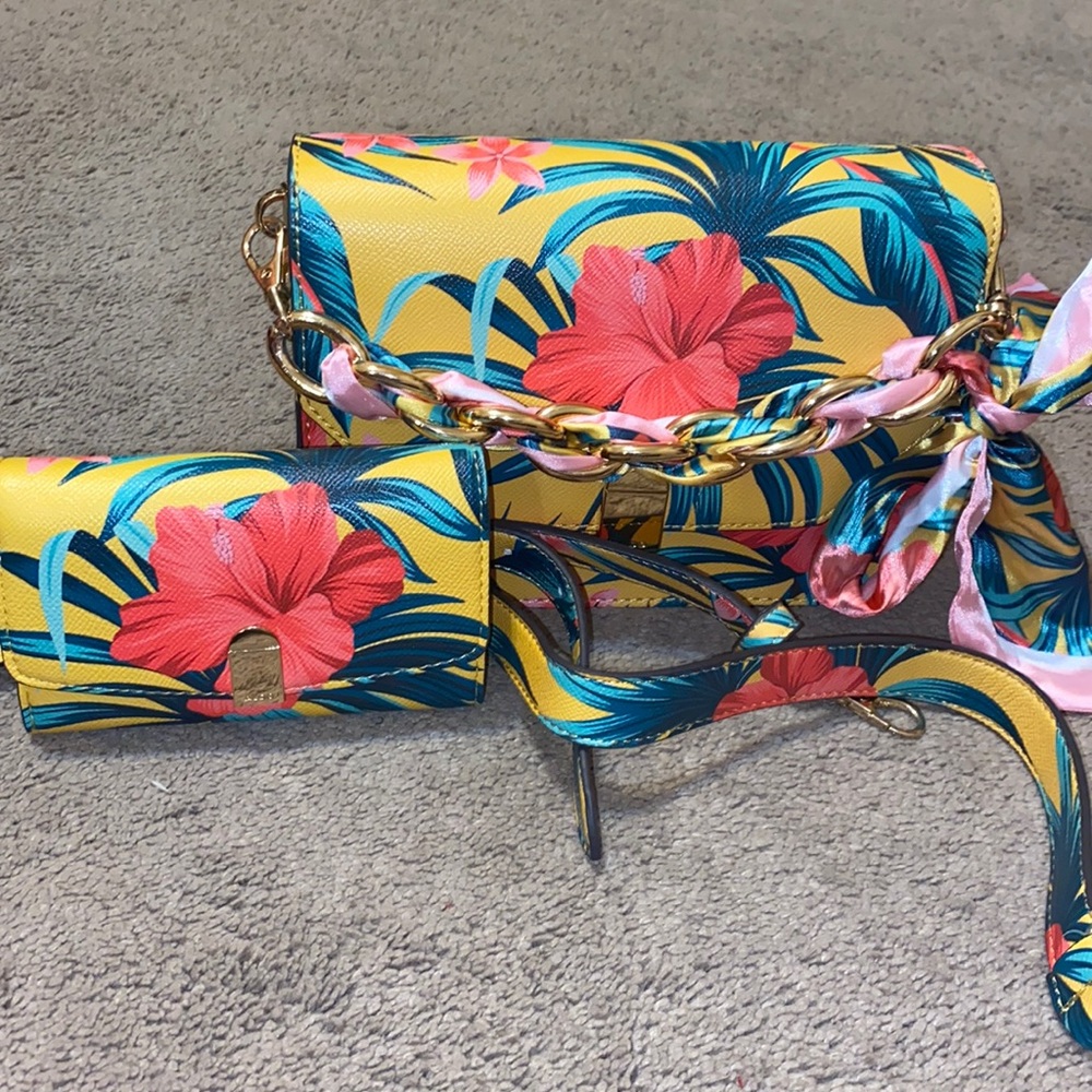 Yellow Floral Print Aldo Purse and Wallet
